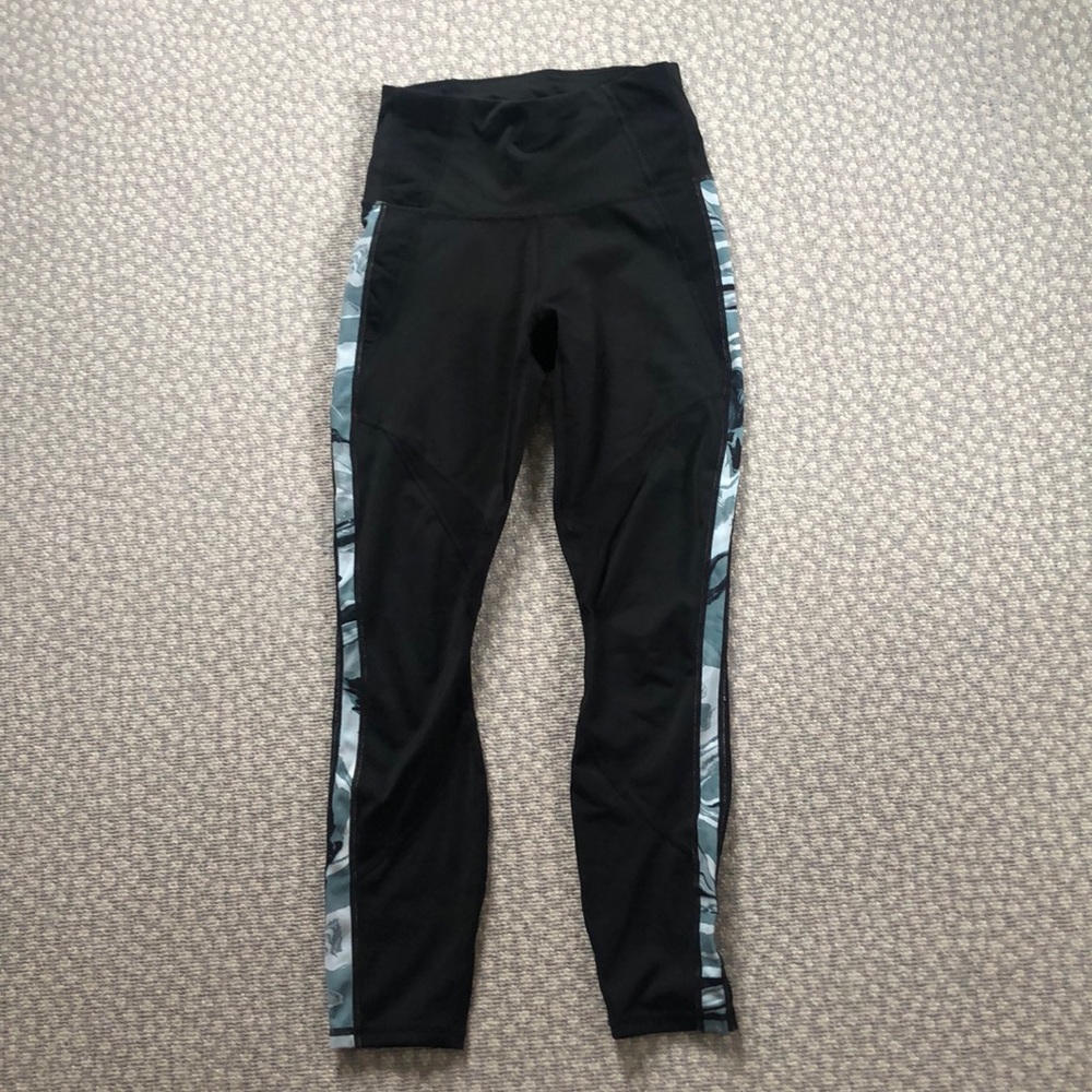 Athleta turquoise marble leggings